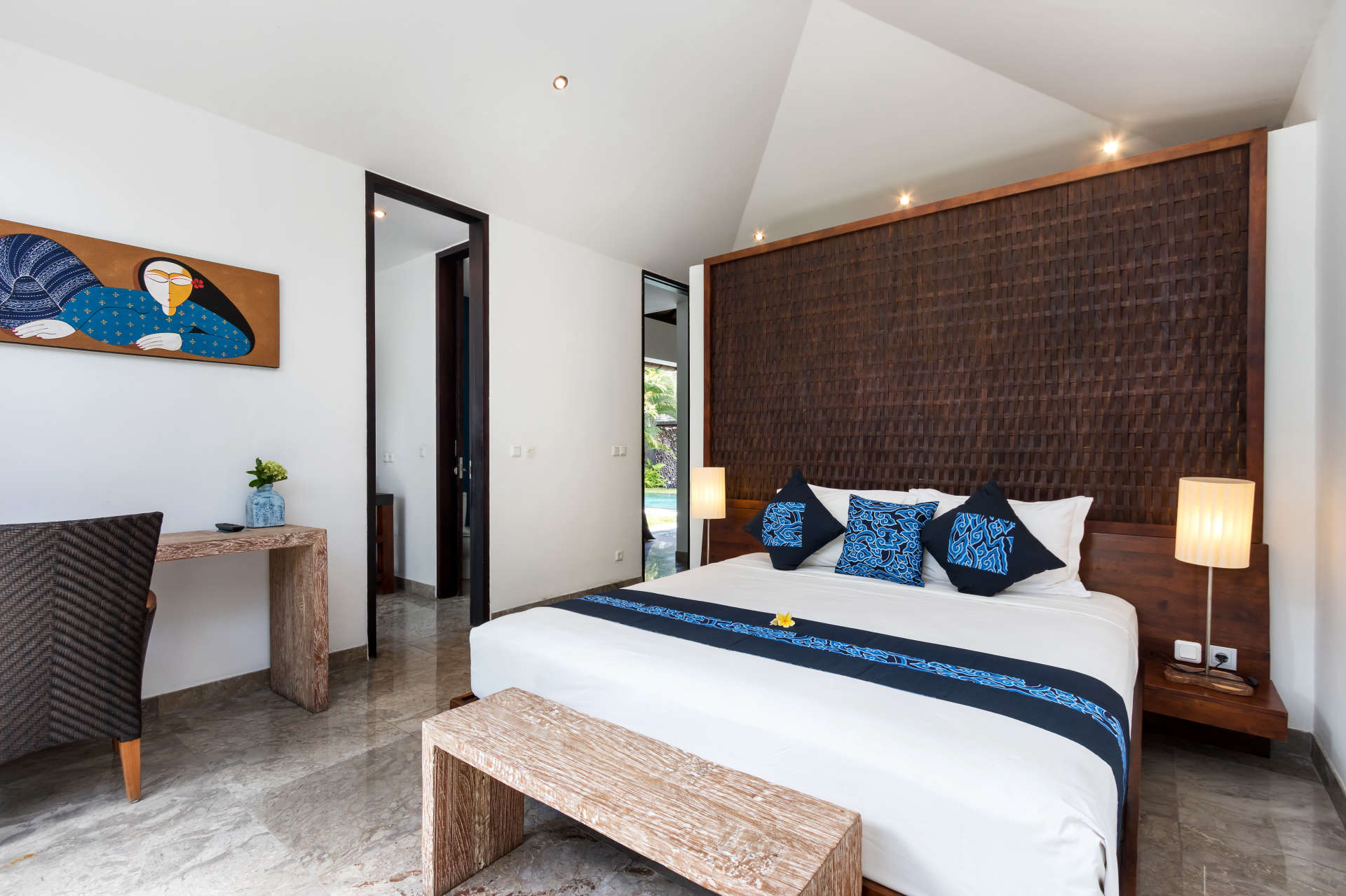 Wunderschöne 5-Sterne-Ferienvilla in erstklassiger Lage in Seminyak. Buchen Sie frühzeitig, um Ihre Daten zu sichern, Villa Bali 2016
