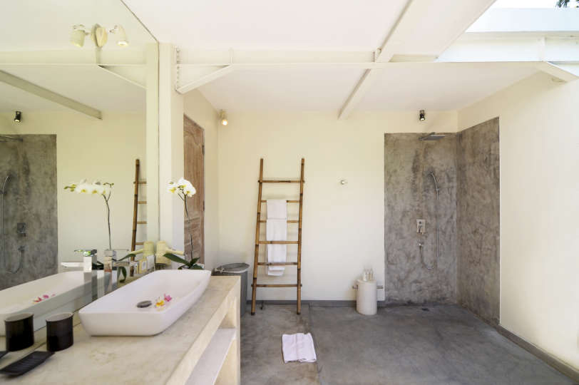 Mieten Sie Ihre eigene 5-Sterne-Privatvilla zum besten Preis in Canggu, Villa Bali 2018