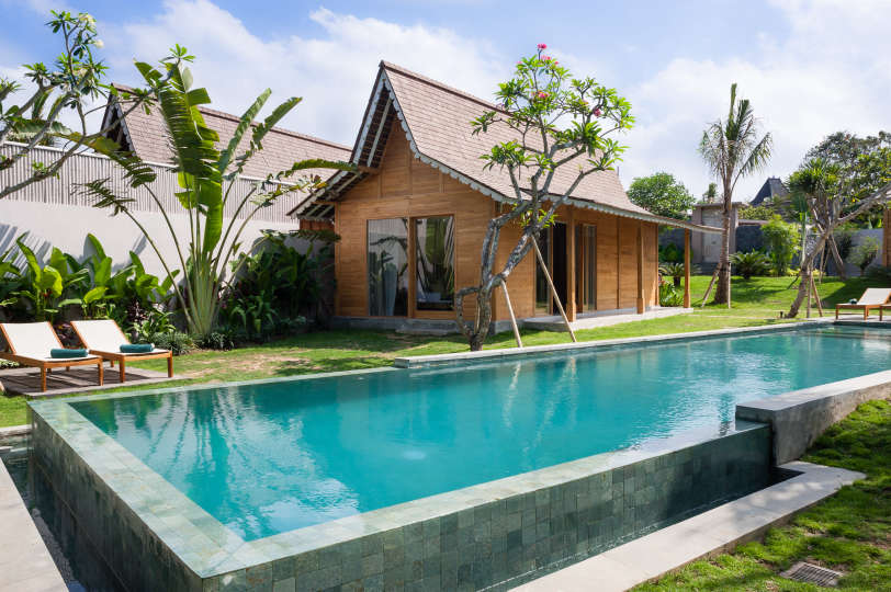 Luxuriöse Villa mit 5 Schlafzimmern und privatem Pool, Bali Villa 2022, Kerobokan, Indonesia