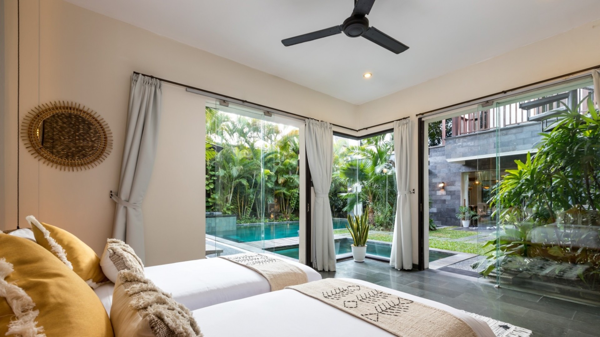 Mieten Sie eine Luxusvilla auf Bali in Strandnähe, Bali Villa 2024
