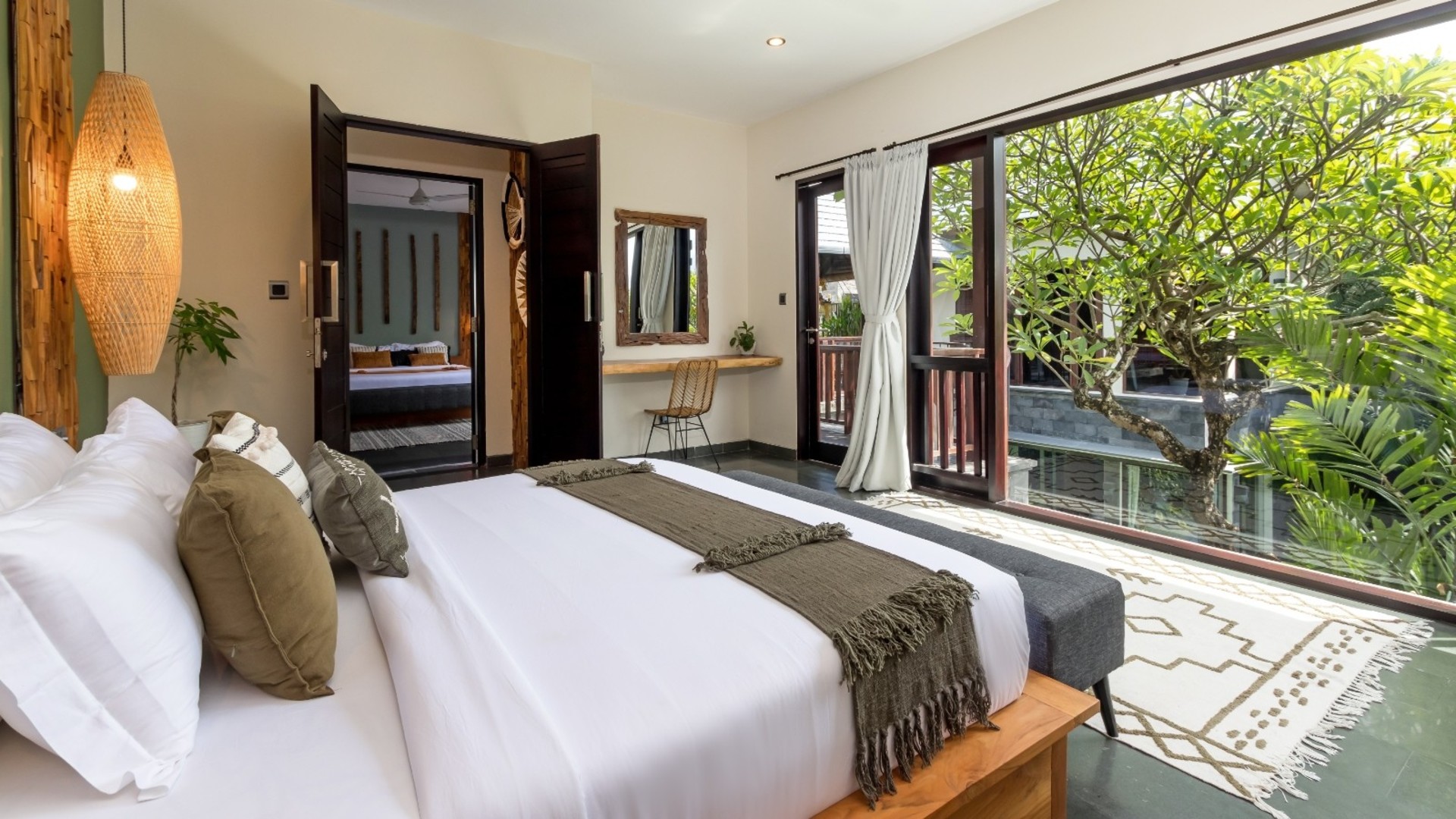 Mieten Sie eine Luxusvilla auf Bali in Strandnähe, Bali Villa 2024