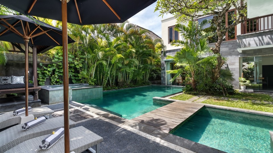 Mieten Sie eine Luxusvilla auf Bali in Strandnähe, Bali Villa 2024