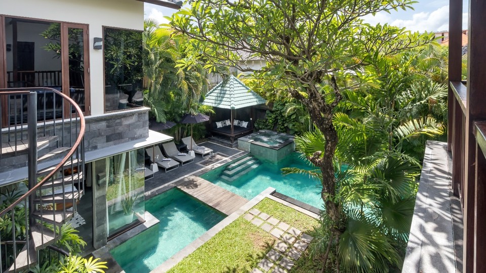 Mieten Sie eine Luxusvilla auf Bali in Strandnähe, Bali Villa 2024