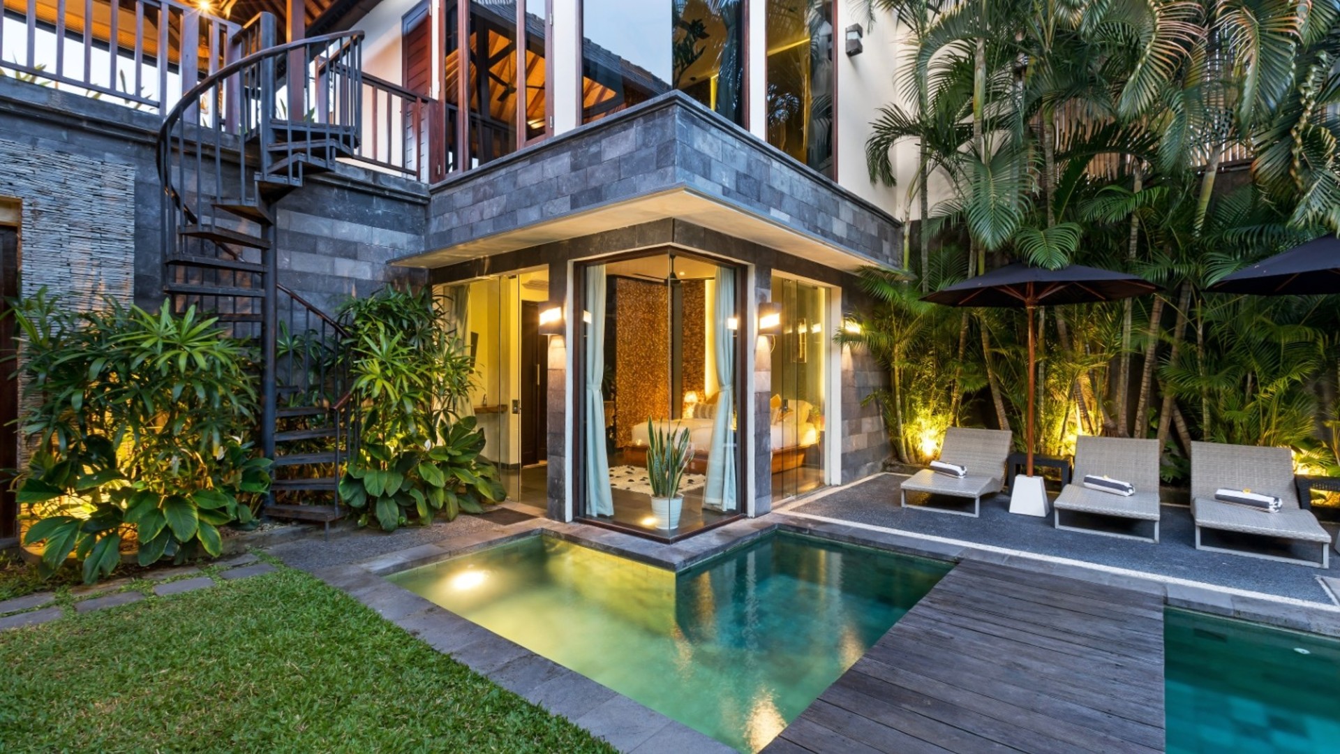 Mieten Sie eine Luxusvilla auf Bali in Strandnähe, Bali Villa 2024