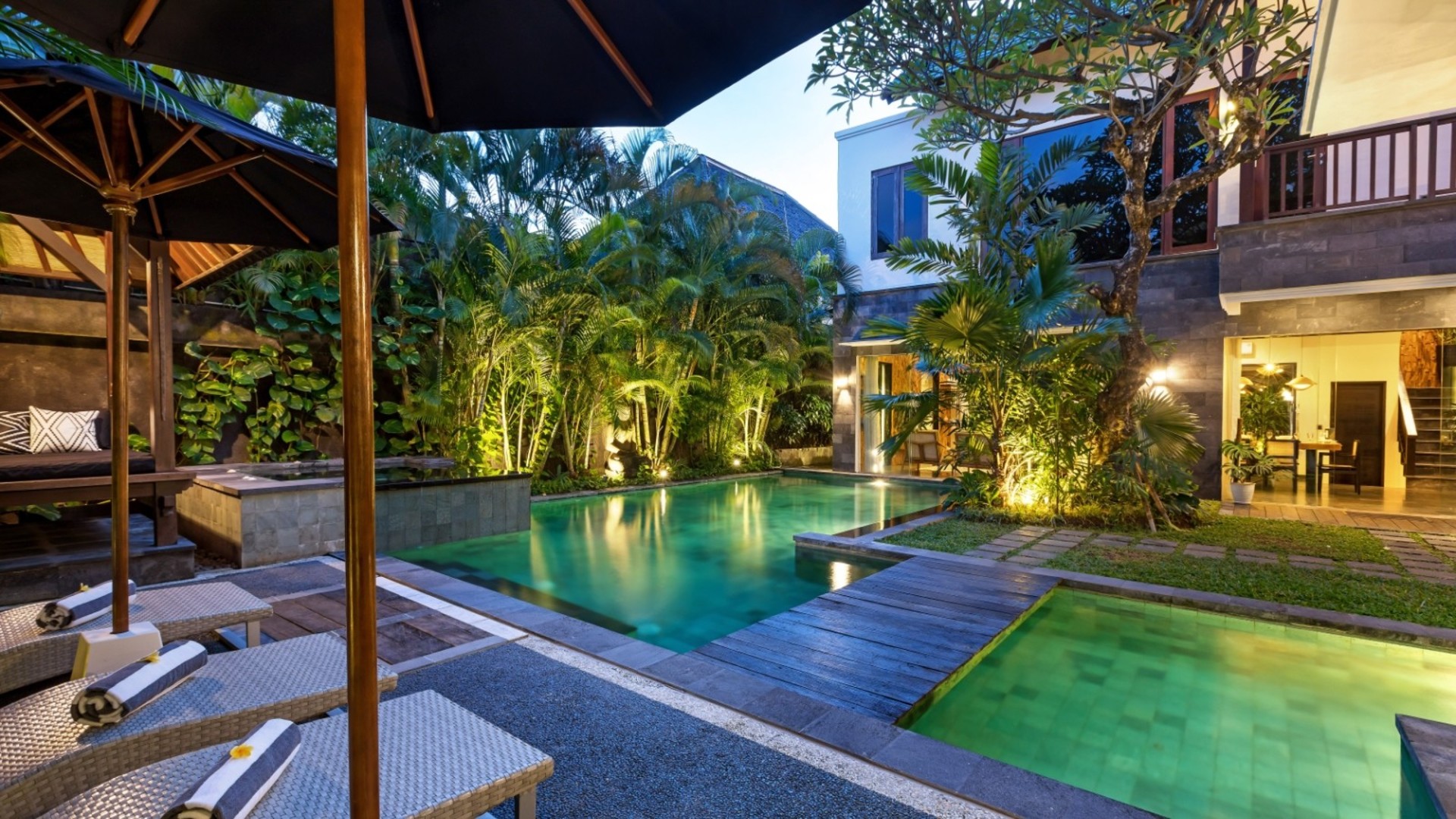 Mieten Sie eine Luxusvilla auf Bali in Strandnähe, Bali Villa 2024