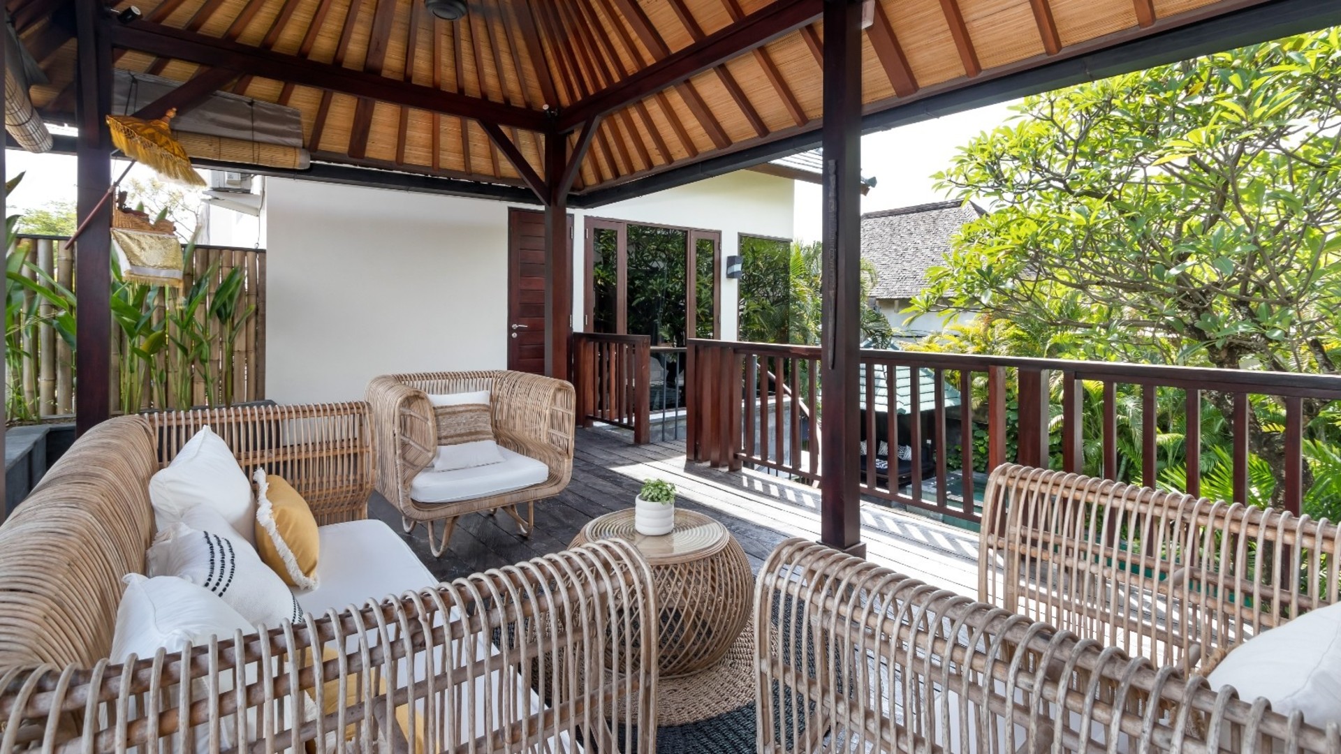 Mieten Sie eine Luxusvilla auf Bali in Strandnähe, Bali Villa 2024