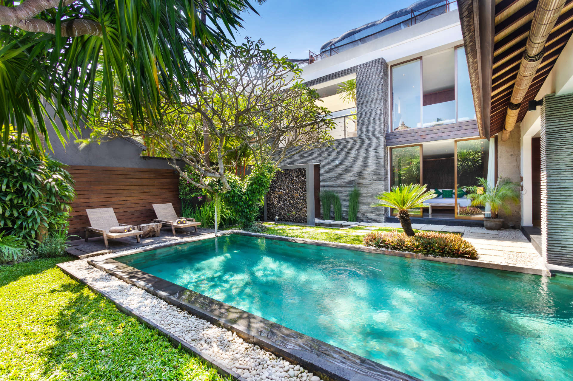 Wunderschöne 5-Sterne-Ferienvilla in erstklassiger Lage in Seminyak. Buchen Sie frühzeitig, um Ihre Daten zu sichern, Villa Bali 2026