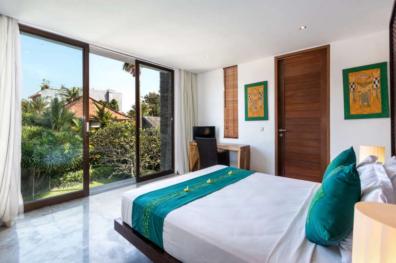 Wunderschöne 5-Sterne-Ferienvilla in erstklassiger Lage in Seminyak. Buchen Sie frühzeitig, um Ihre Daten zu sichern, Villa Bali 2026