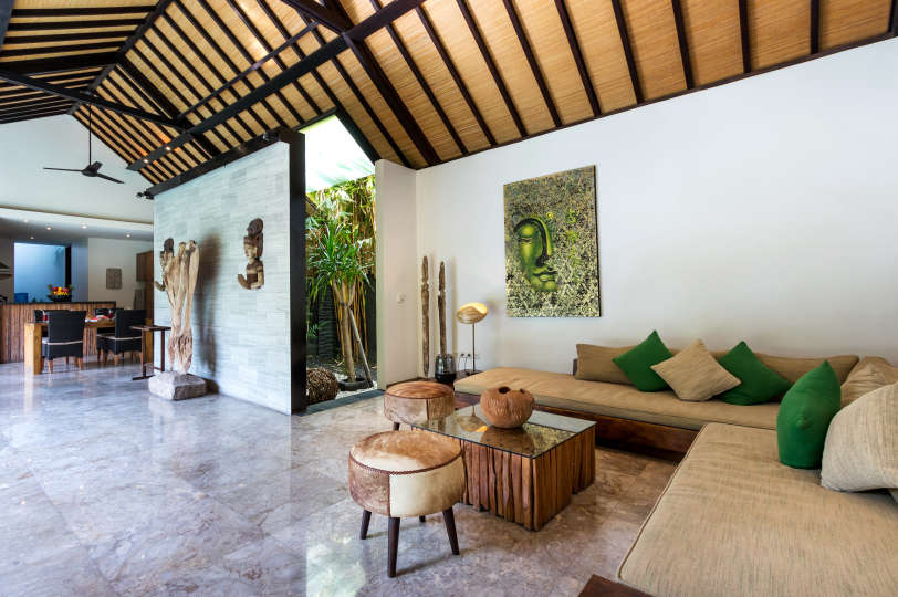 Wunderschöne 5-Sterne-Ferienvilla in erstklassiger Lage in Seminyak. Buchen Sie frühzeitig, um Ihre Daten zu sichern, Villa Bali 2026