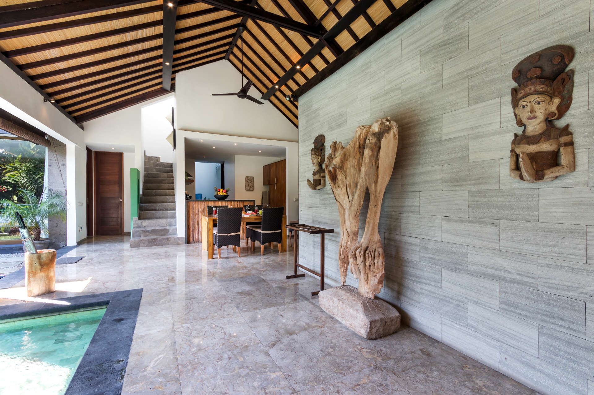 Wunderschöne 5-Sterne-Ferienvilla in erstklassiger Lage in Seminyak. Buchen Sie frühzeitig, um Ihre Daten zu sichern, Villa Bali 2026