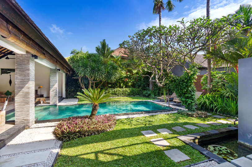Wunderschöne 5-Sterne-Ferienvilla in erstklassiger Lage in Seminyak. Buchen Sie frühzeitig, um Ihre Daten zu sichern, Villa Bali 2026