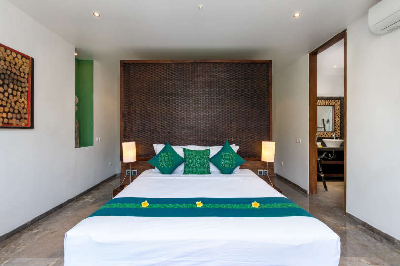 Wunderschöne 5-Sterne-Ferienvilla in erstklassiger Lage in Seminyak. Buchen Sie frühzeitig, um Ihre Daten zu sichern, Villa Bali 2026