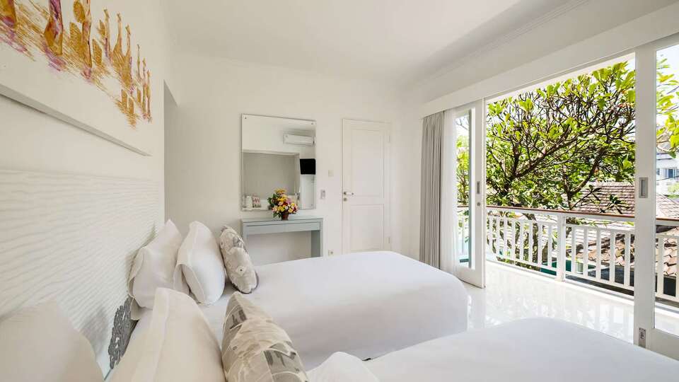 Eleganter Aufenthalt in Seminyak, Bali Villa 2030