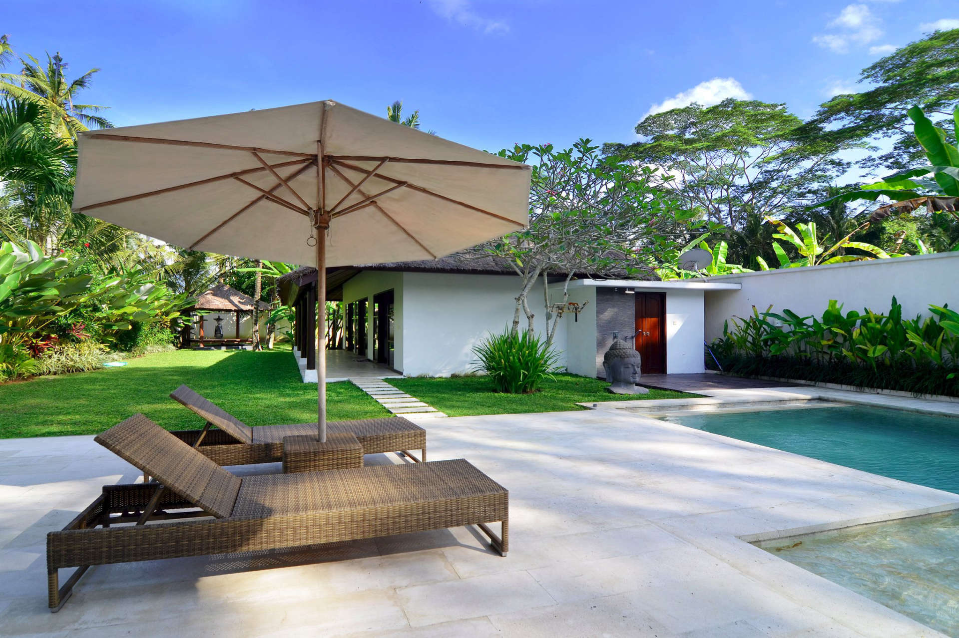 Stellen Sie sich vor: Genießen Sie Ihren Urlaub in einer luxuriösen 5-Sterne-Villa in Ubud, Villa Bali 2032