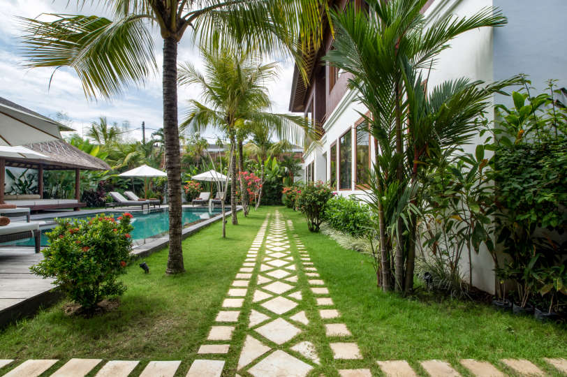 Mieten Sie Ihre Traum-Ferienvilla mit privatem Pool in Seminyaks exklusivster Nachbarschaft, Villa Bali 2034