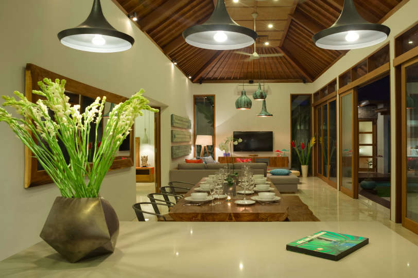 Stellen Sie sich vor, Ihre Familie mietet eine luxuriöse Ferienvilla in der Nähe der Hauptattraktionen von Seminyak, Villa Bali 2043
