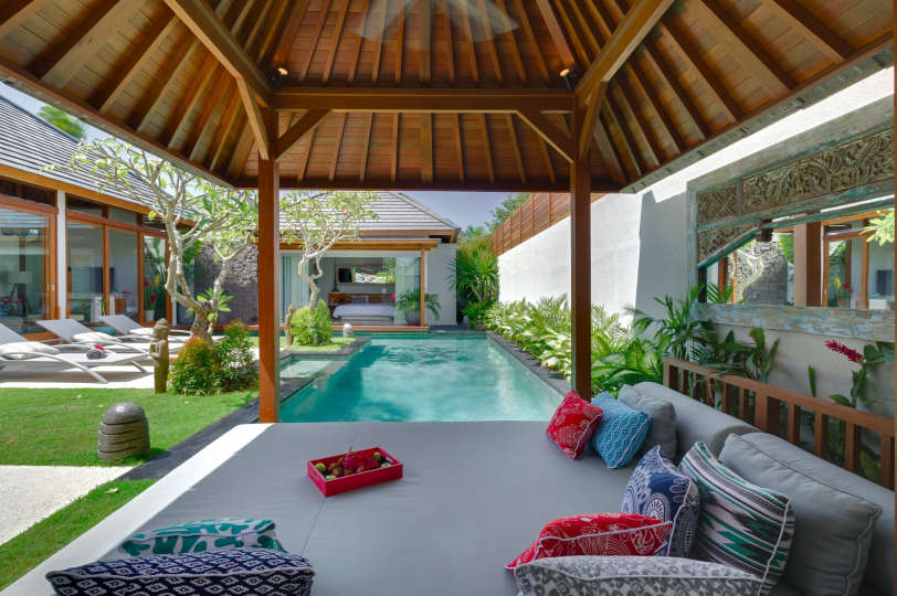 Stellen Sie sich vor, Ihre Familie mietet eine luxuriöse Ferienvilla in der Nähe der Hauptattraktionen von Seminyak, Villa Bali 2043