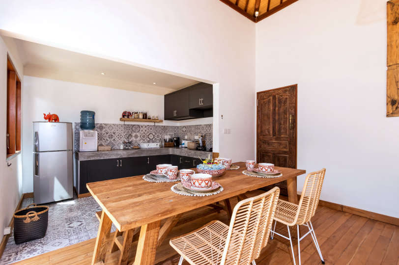 Wunderschöne 5-Sterne-Ferienvilla in bester Lage in Seminyak, Villa Bali 2046