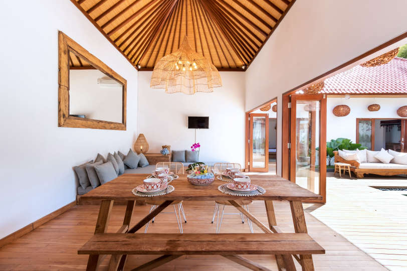 Wunderschöne 5-Sterne-Ferienvilla in bester Lage in Seminyak, Villa Bali 2046
