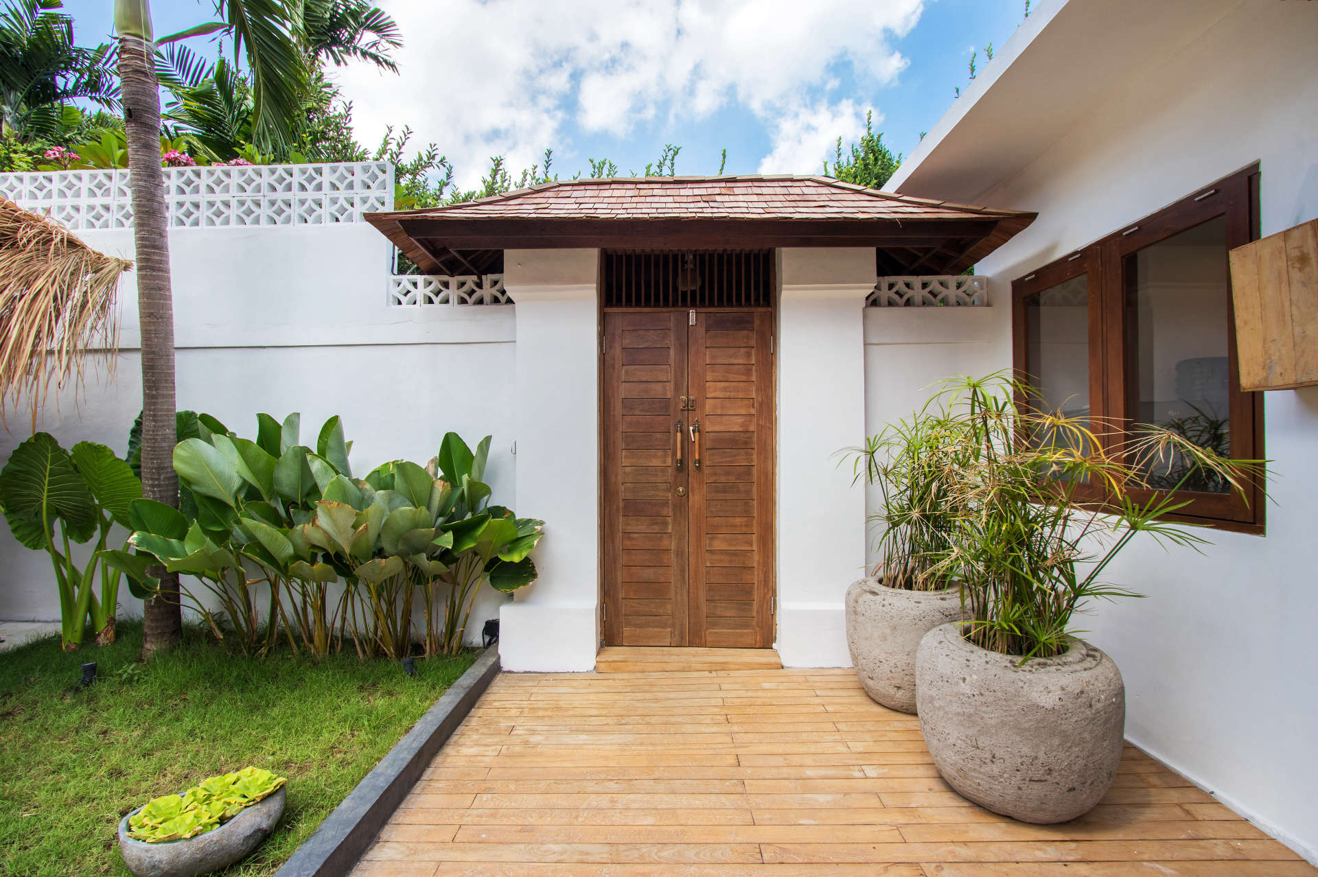 Wunderschöne 5-Sterne-Ferienvilla in bester Lage in Seminyak, Villa Bali 2046