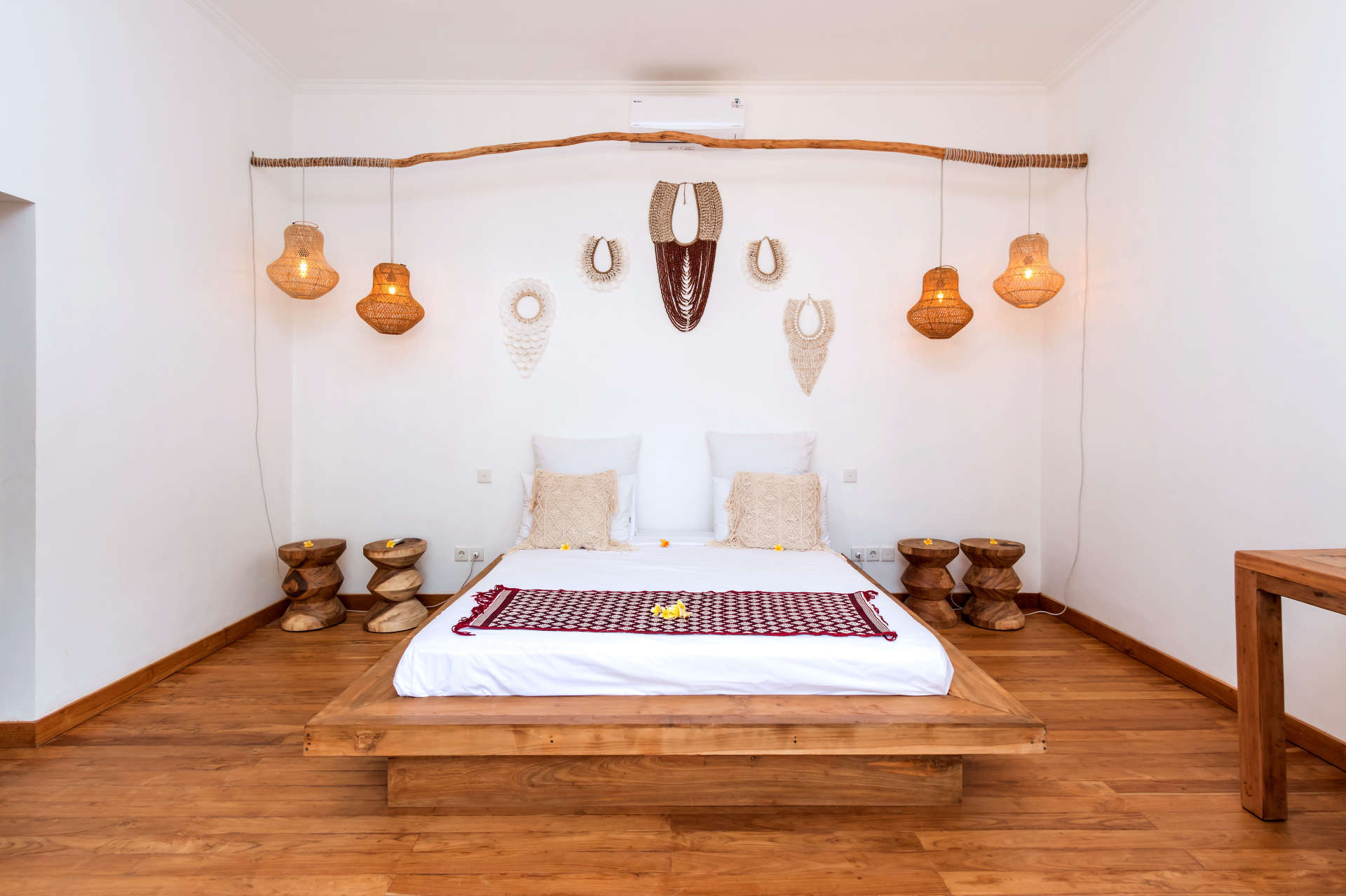 Wunderschöne 5-Sterne-Ferienvilla in bester Lage in Seminyak, Villa Bali 2046