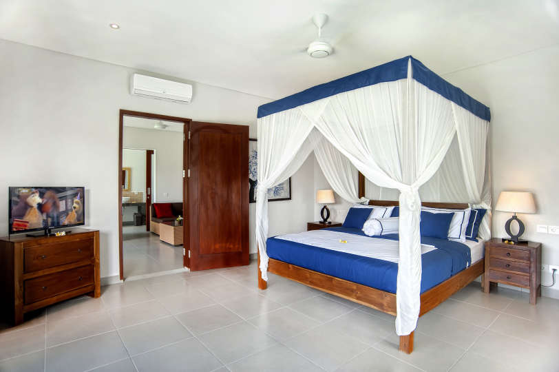 Mieten Sie eine Luxusvilla auf Bali in Strandnähe, Bali Villa 2054