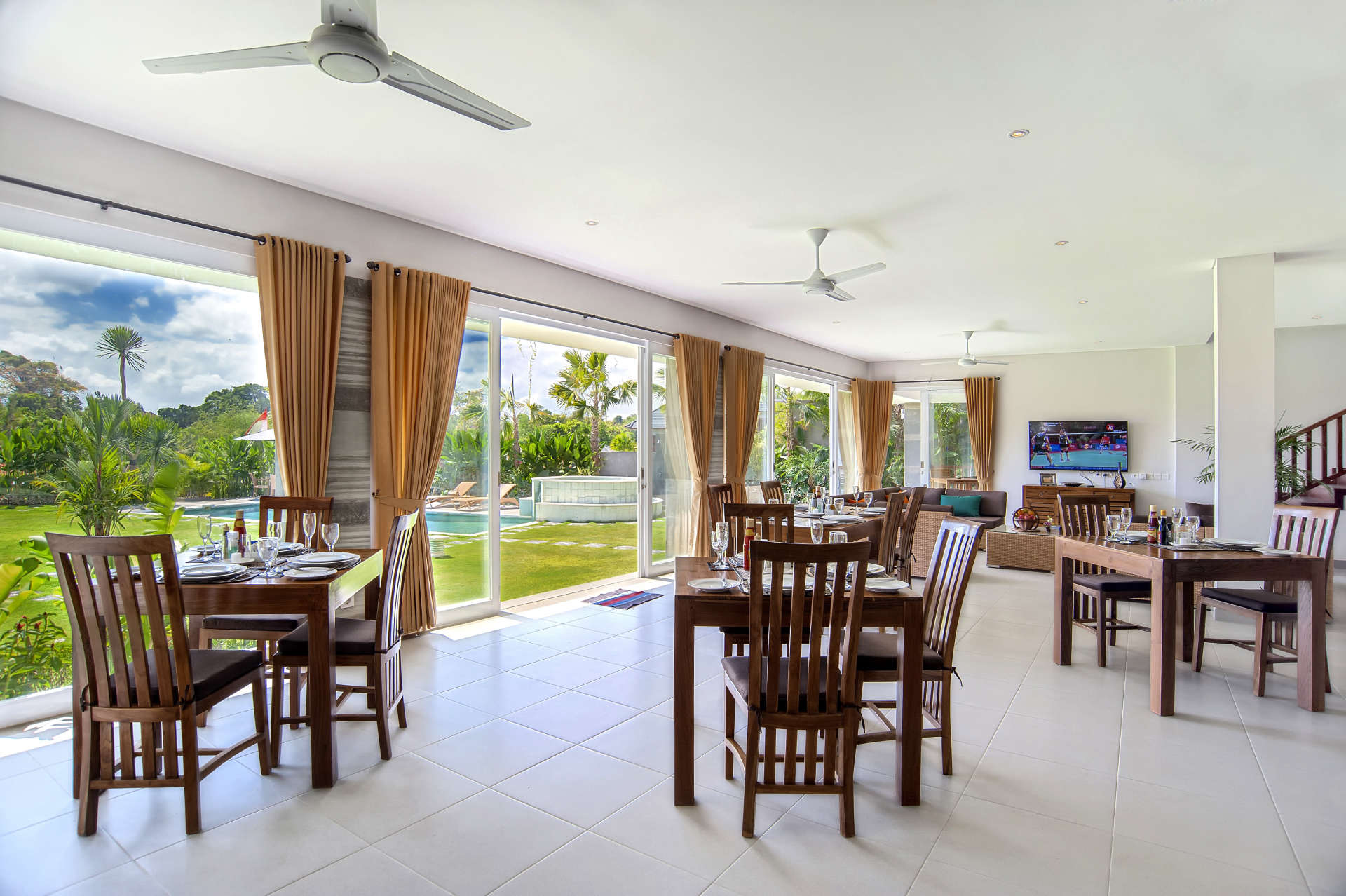 Mieten Sie eine Luxusvilla auf Bali in Strandnähe, Bali Villa 2054