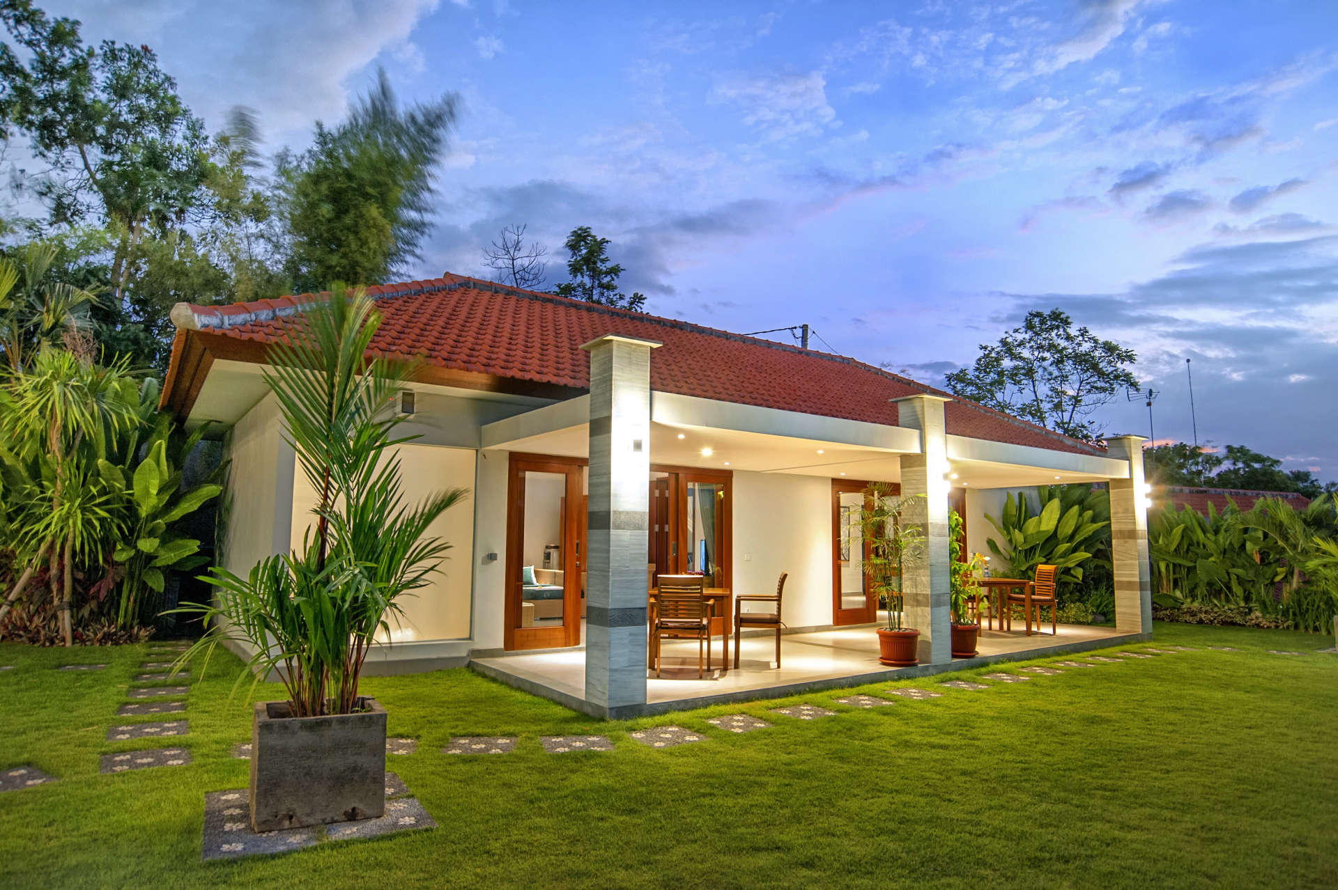 Mieten Sie eine Luxusvilla auf Bali in Strandnähe, Bali Villa 2054