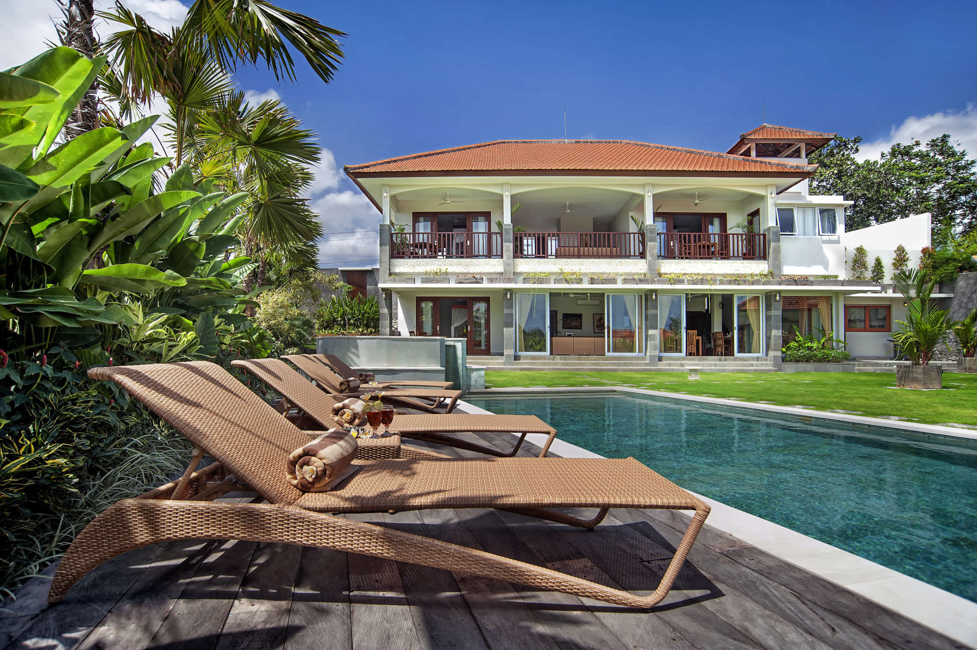 Mieten Sie eine Luxusvilla auf Bali in Strandnähe, Bali Villa 2054