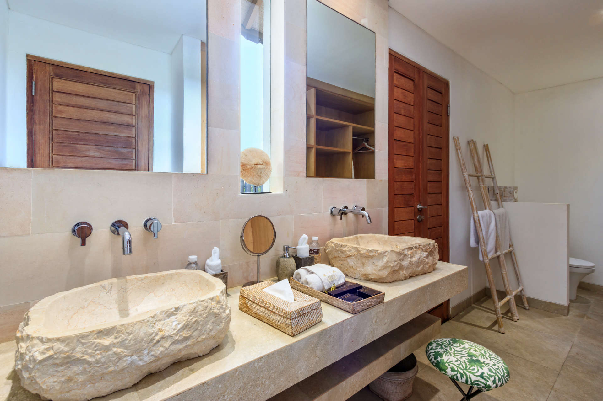 Luxuriöse Villa mit 5 Schlafzimmern und privatem Pool, Bali Villa 2055