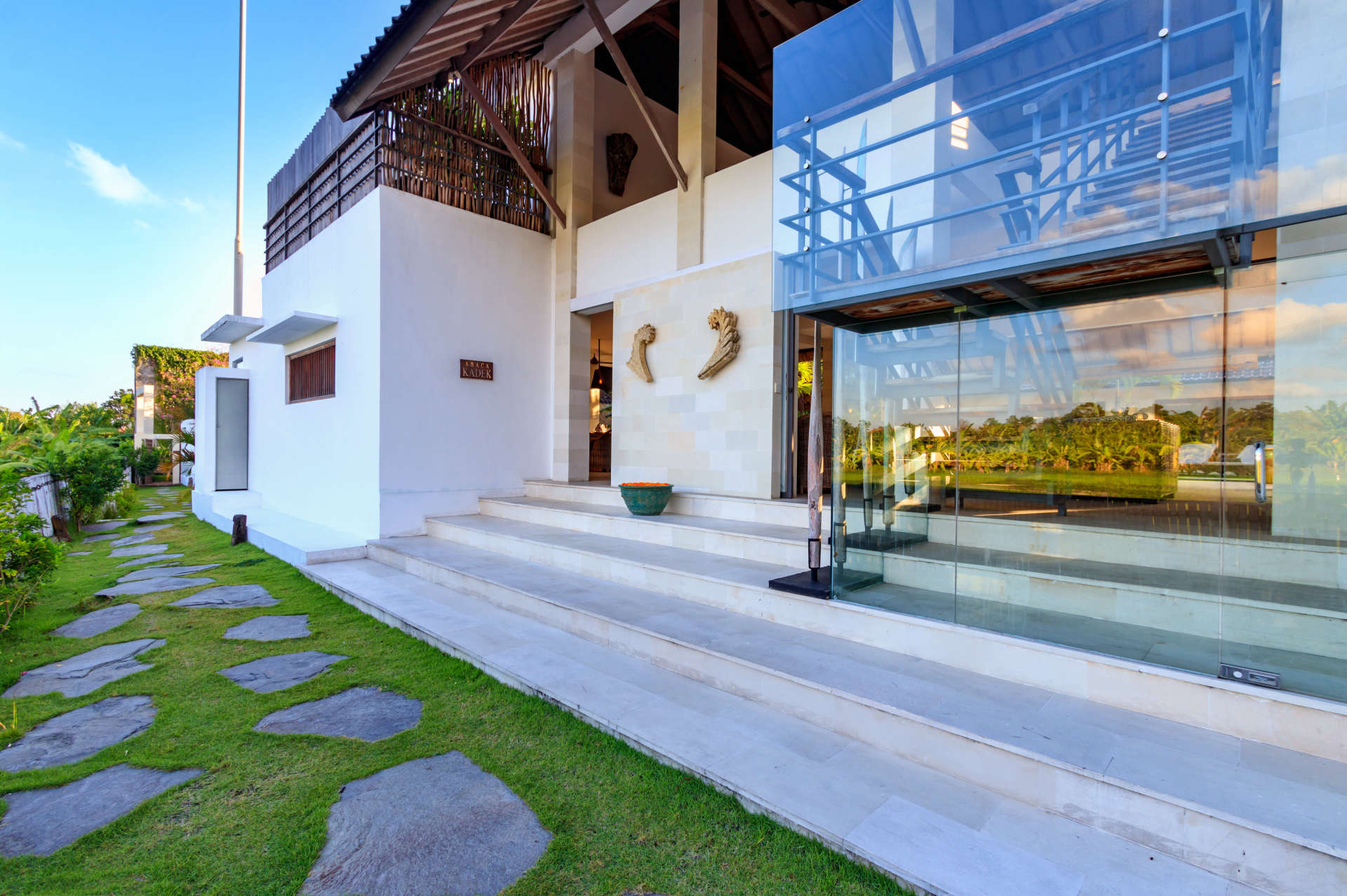 Luxuriöse Villa mit 5 Schlafzimmern und privatem Pool, Bali Villa 2055
