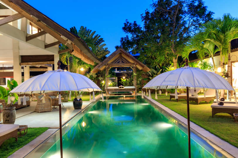 Luxuriöse Villa mit 5 Schlafzimmern und privatem Pool, Bali Villa 2055