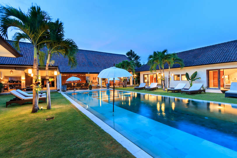 5-Sterne-Villa auf Bali, nur wenige Minuten vom Strand entfernt, Bali Villa 2056, Seminyak, Indonesia