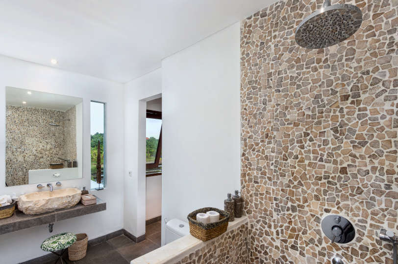5-Sterne-Villa auf Bali, nur wenige Minuten vom Strand entfernt, Bali Villa 2056