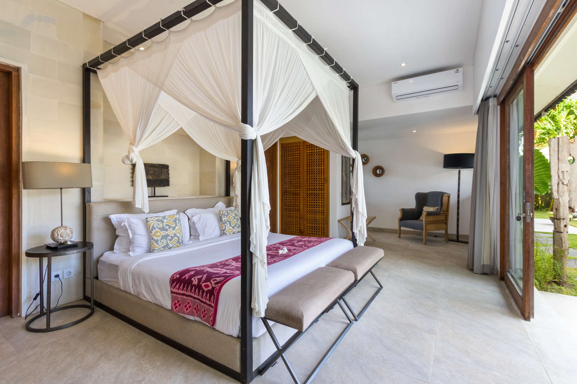 5-Sterne-Villa auf Bali, nur wenige Minuten vom Strand entfernt, Bali Villa 2056