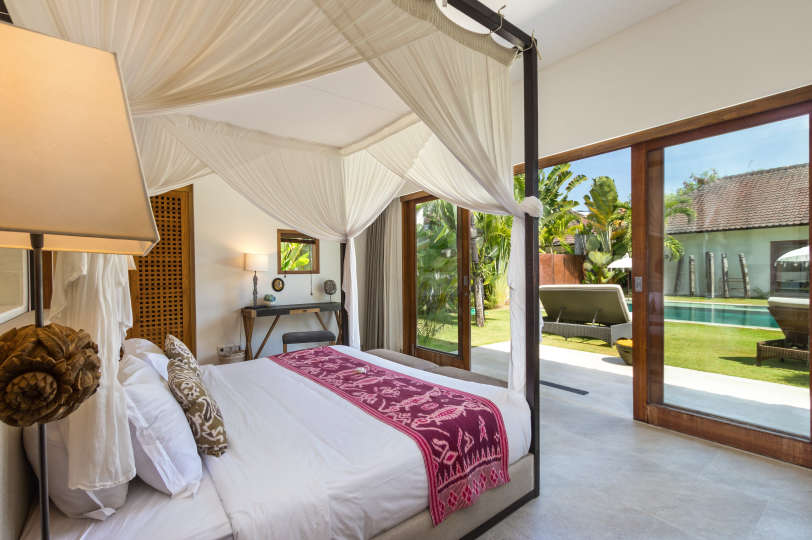 5-Sterne-Villa auf Bali, nur wenige Minuten vom Strand entfernt, Bali Villa 2056