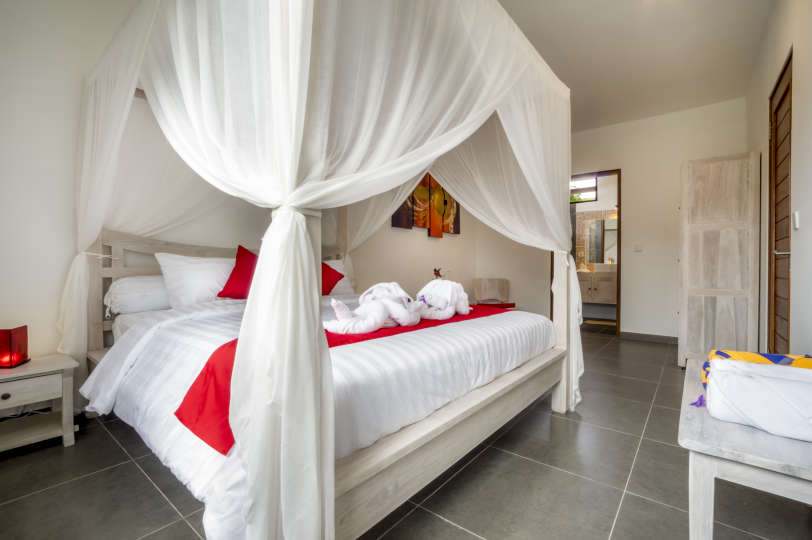 Mieten Sie eine Luxusvilla auf Bali in Strandnähe, Bali Villa 2057