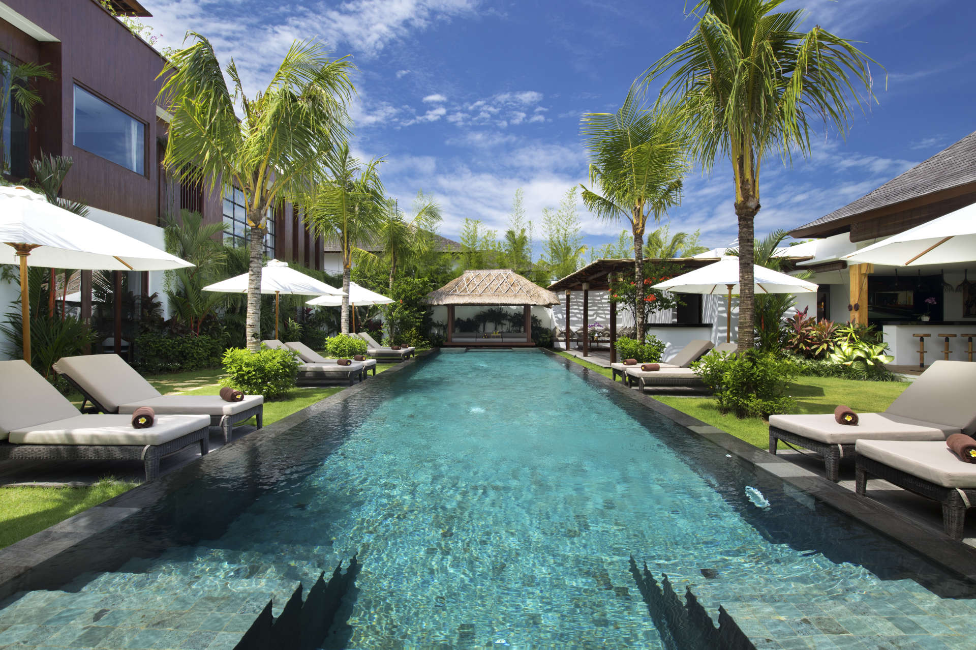 Sie werden diese luxuriöse Ferienvilla mit 10 Schlafzimmern und privatem Pool in Seminyak lieben, Villa Bali 2061