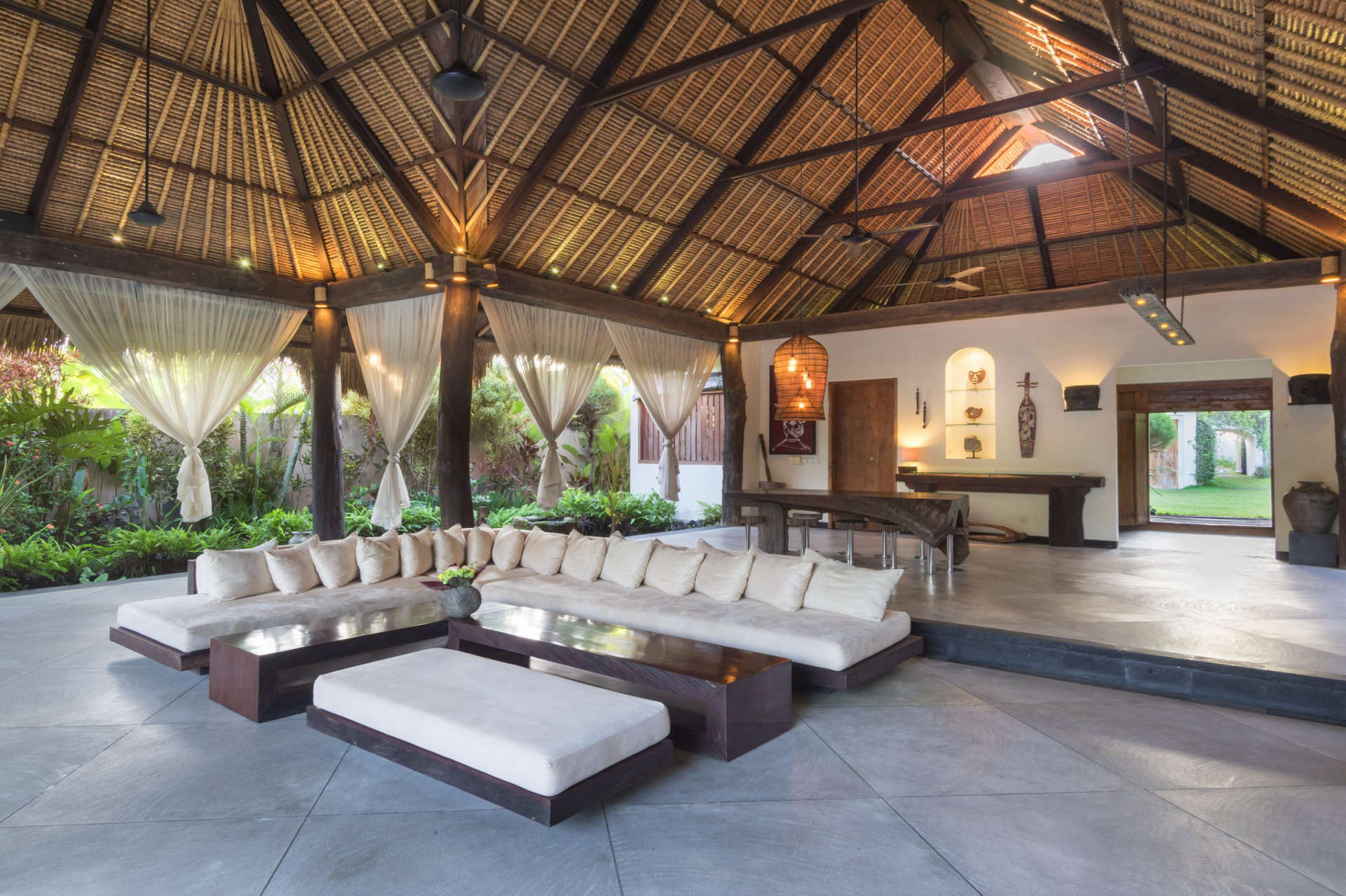 5-Sterne-Villa auf Bali, nur wenige Minuten vom Strand entfernt, Bali Villa 2064