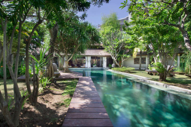 5-Sterne-Villa auf Bali, nur wenige Minuten vom Strand entfernt, Bali Villa 2065