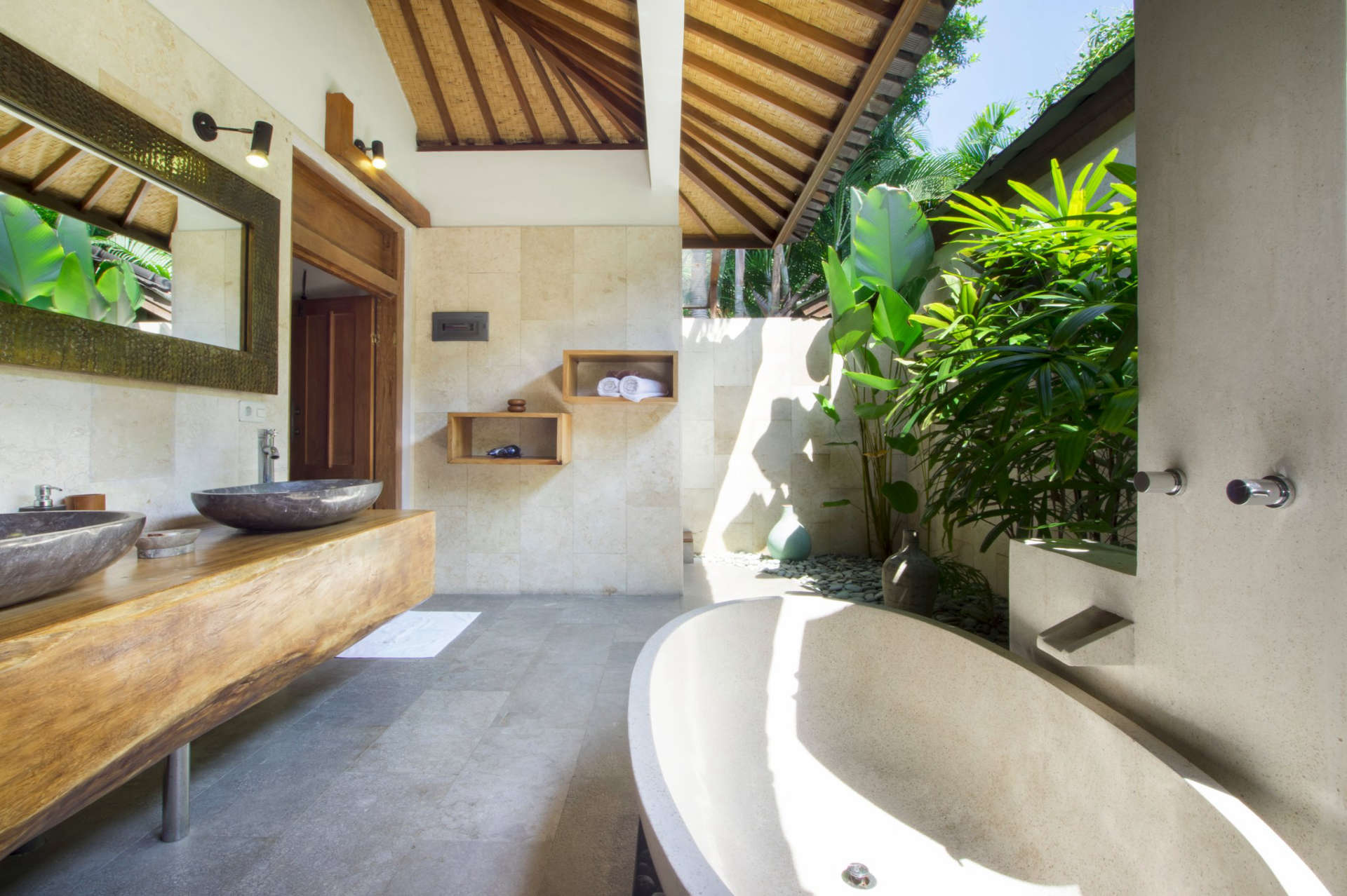 5-Sterne-Villa auf Bali, nur wenige Minuten vom Strand entfernt, Bali Villa 2065