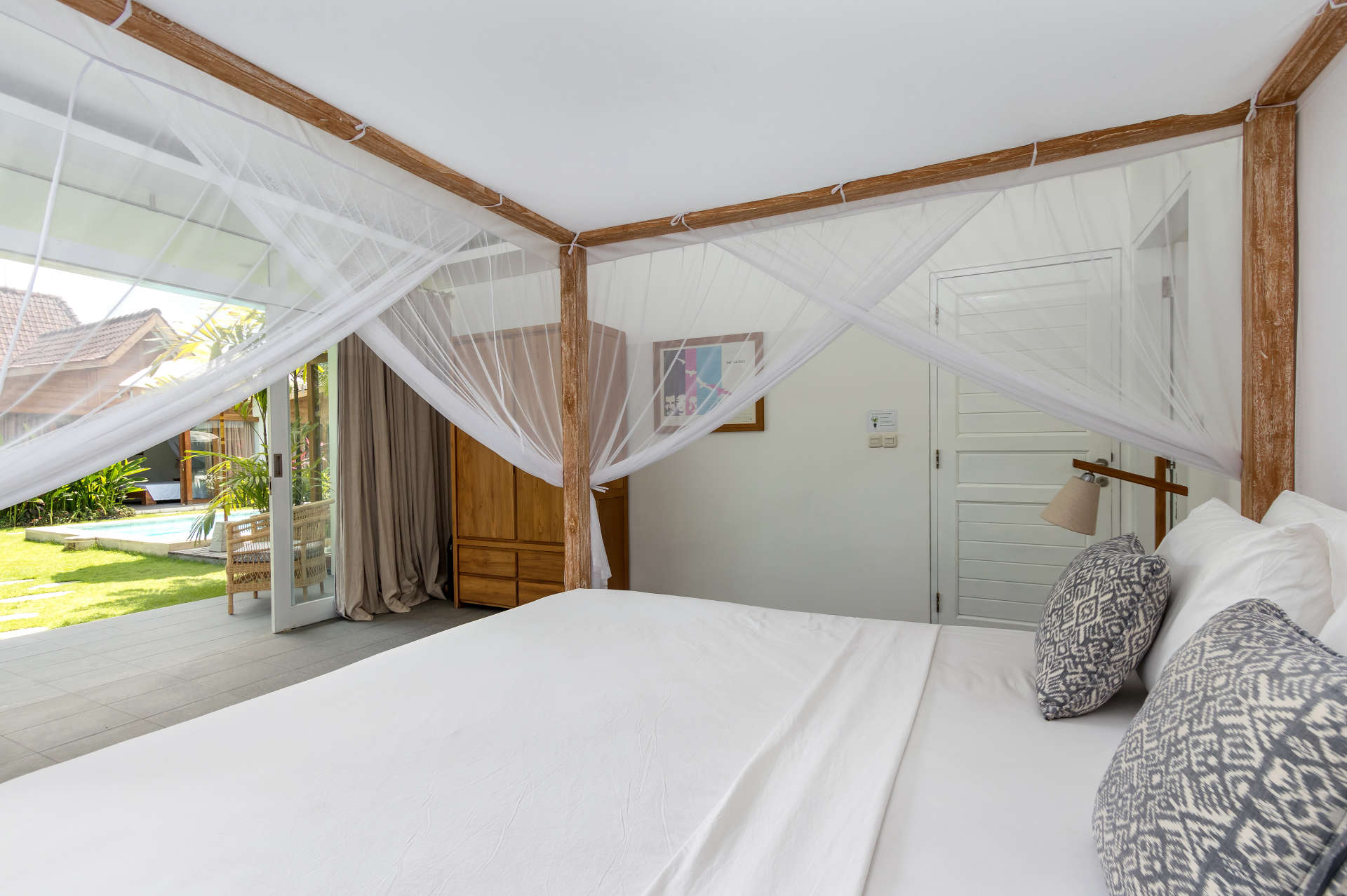 Luxuriöse Villa mit 4 Schlafzimmern und privatem Pool, Bali Villa 2067