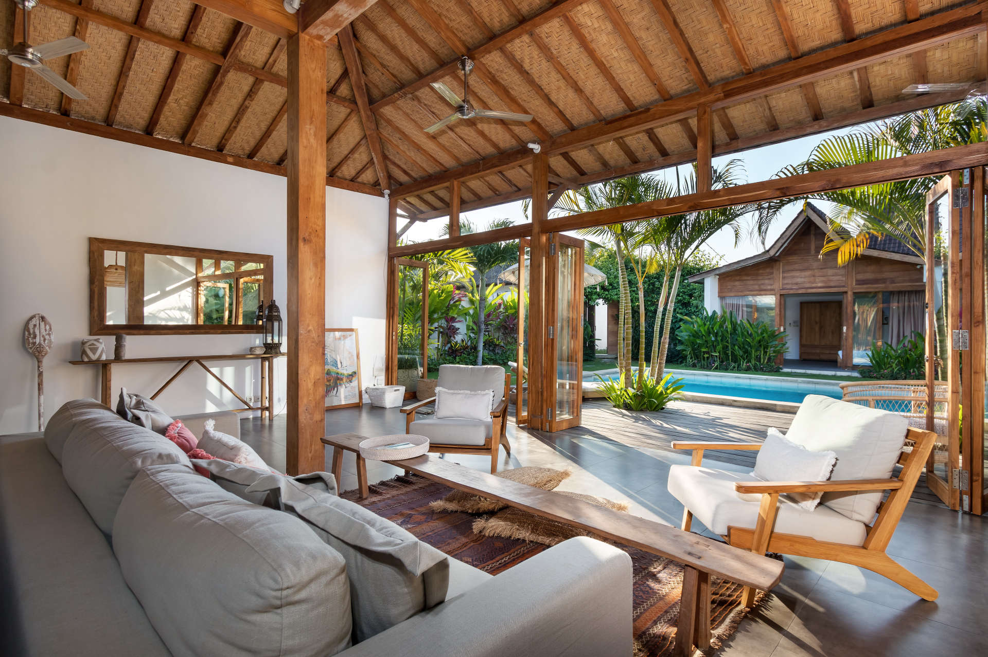 Luxuriöse Villa mit 4 Schlafzimmern und privatem Pool, Bali Villa 2067