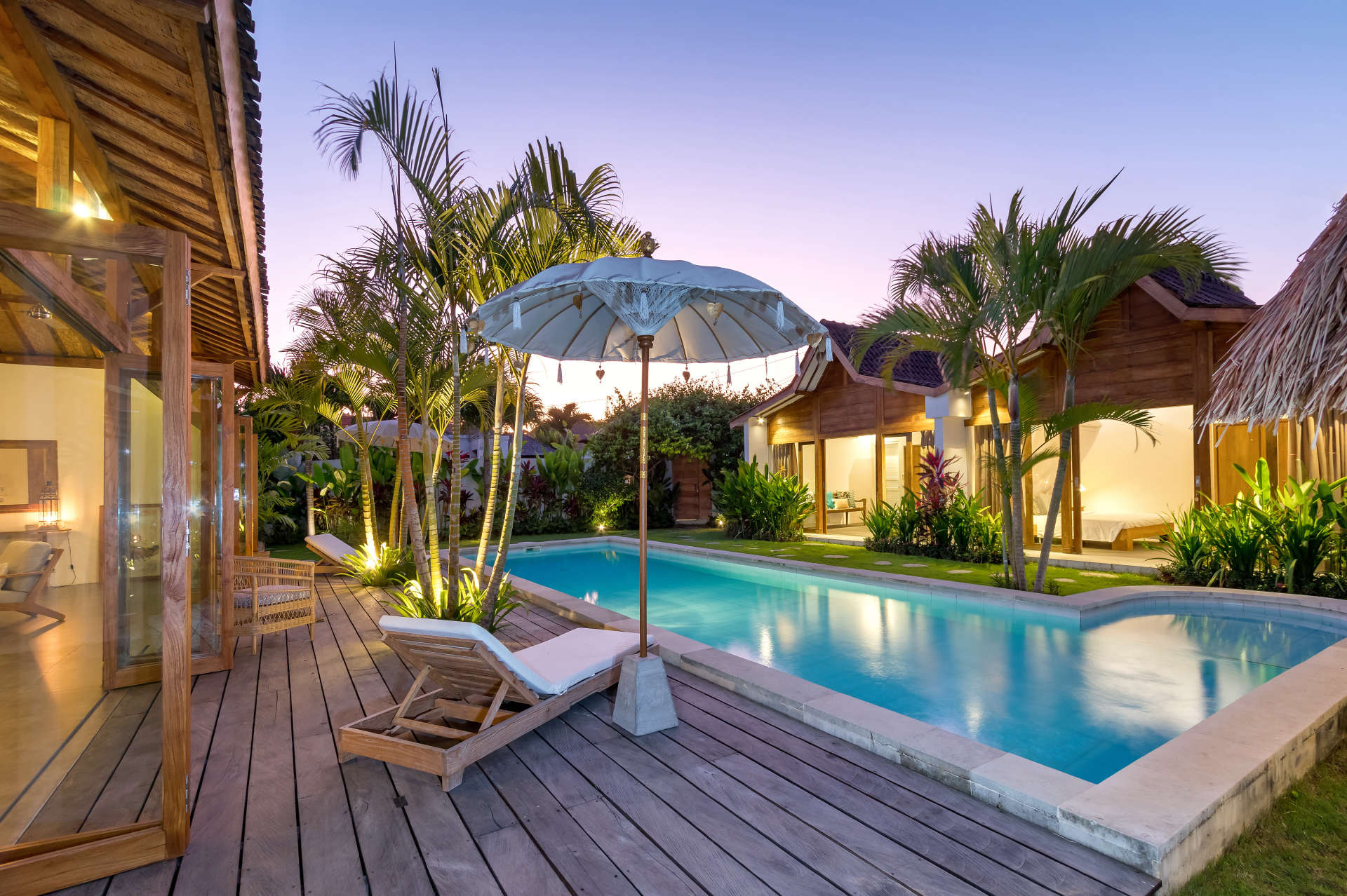 Luxuriöse Villa mit 4 Schlafzimmern und privatem Pool, Bali Villa 2067