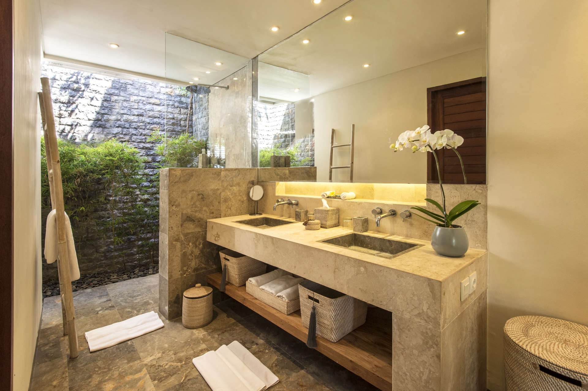 Luxuriöse Villa mit 7 Schlafzimmern in Seminyak mit privatem Pool, Bali Villa 2071