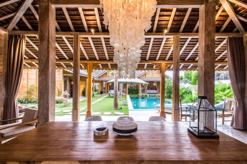 Stellen Sie sich vor: Genießen Sie Ihren Urlaub in einer luxuriösen 5-Sterne-Villa in Kerobokan, günstiger als ein Hotel, Villa Bali 2072