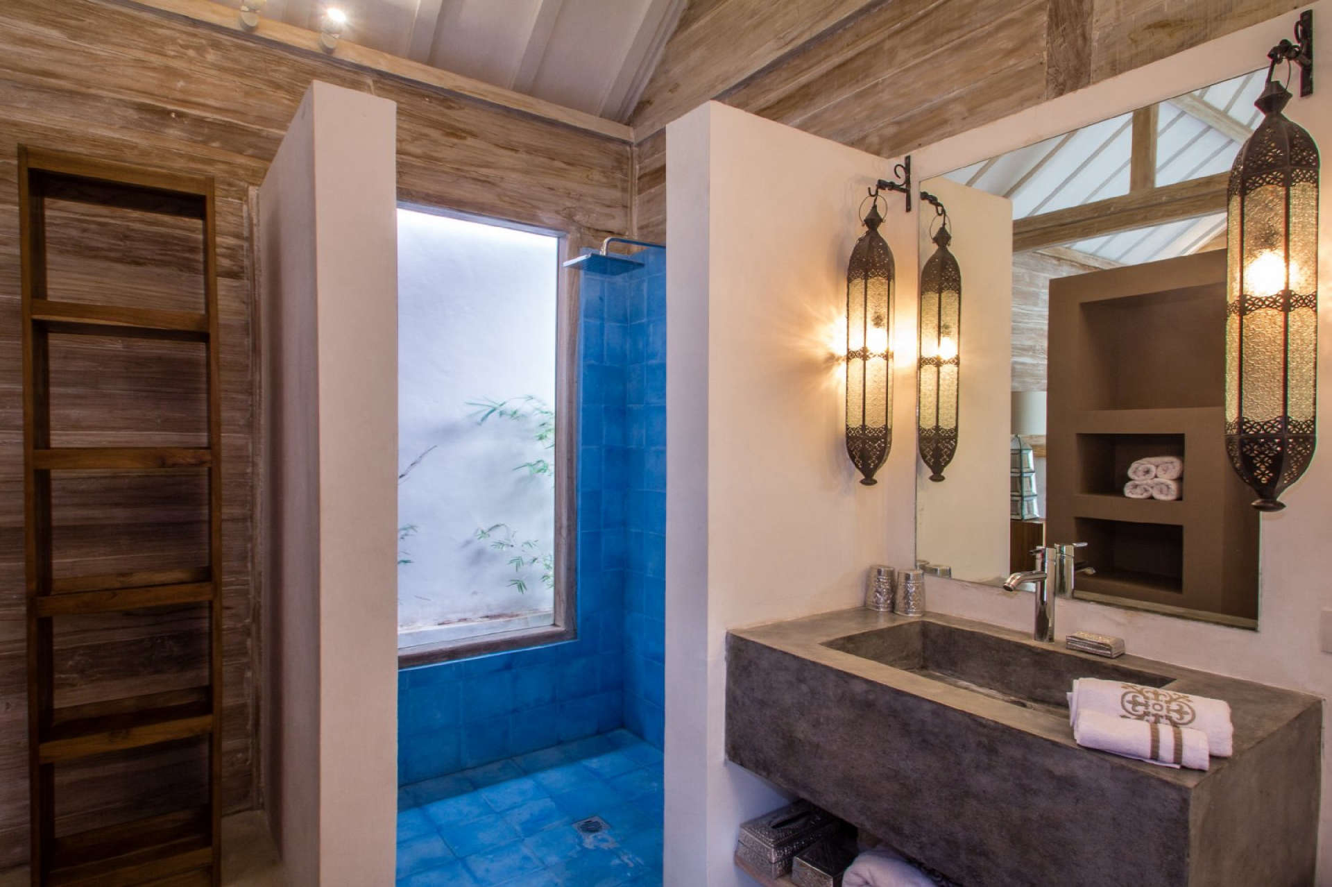 Stellen Sie sich vor: Genießen Sie Ihren Urlaub in einer luxuriösen 5-Sterne-Villa in Kerobokan, günstiger als ein Hotel, Villa Bali 2072