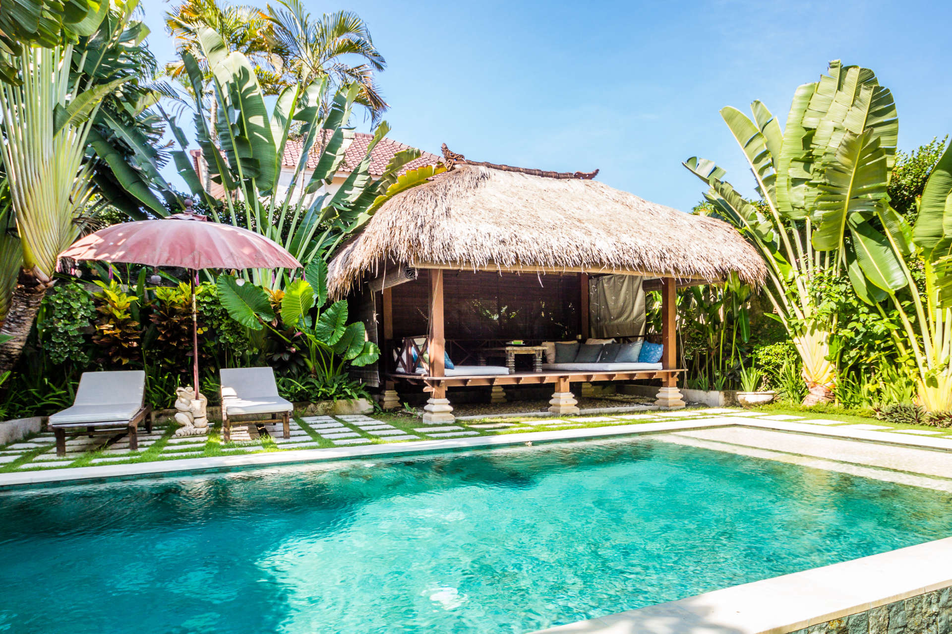 Mieten Sie eine Luxusvilla auf Bali in Strandnähe, Bali Villa 2074
