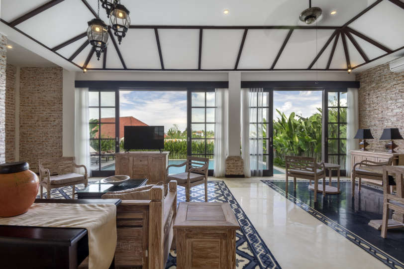 Wunderschöne 5-Sterne-Villa in bester Umalas-Lage, Bali Villa 2076