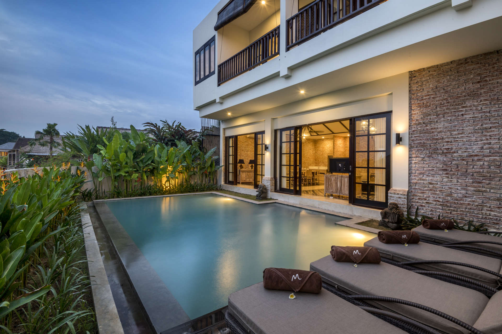 Wunderschöne 5-Sterne-Villa in bester Umalas-Lage, Bali Villa 2076